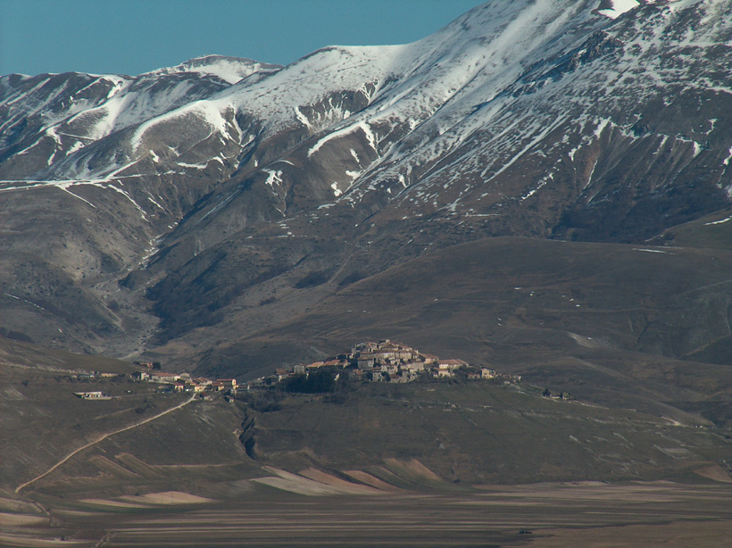 Castelluccio di Norcia  (Pg)